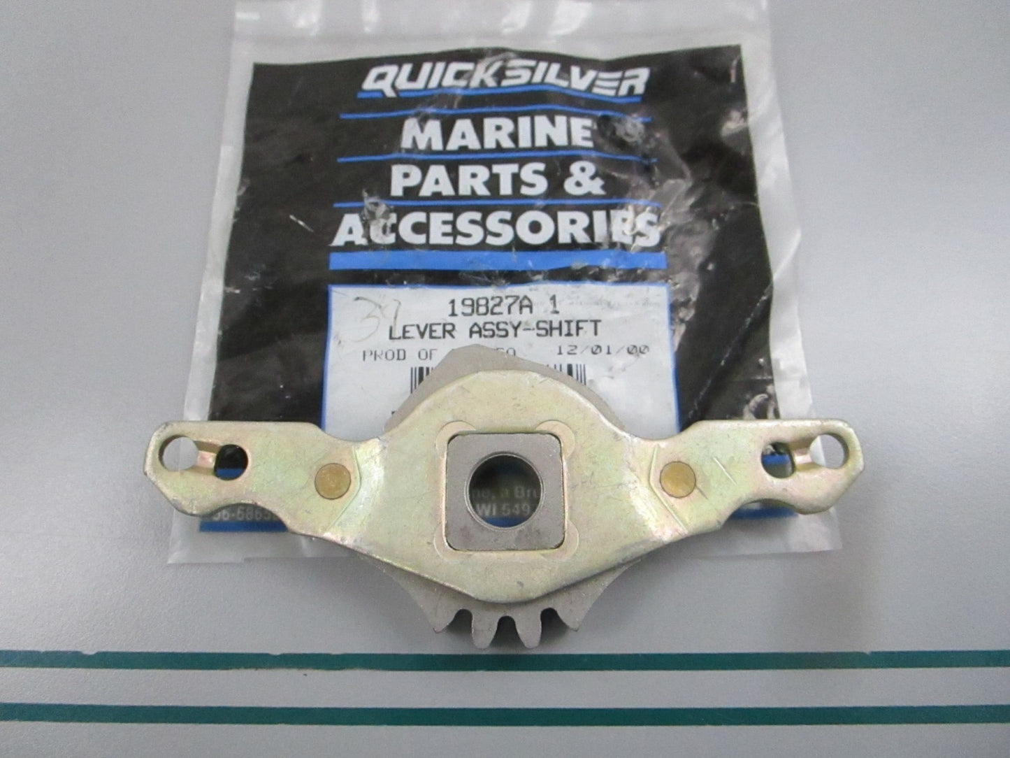 NEW OEM 19827A1 Mercury Quicksilver Shift Lever & Pinion 0810