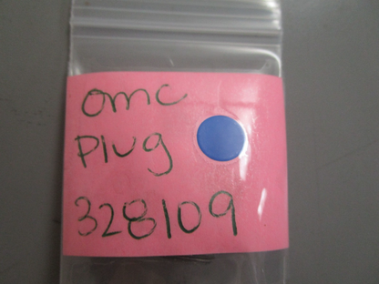 *NEW OEM* 0770 OMC Johnson Evinrude Plug 328109 0328109