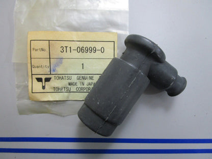 *NEW OEM* 0810 Tohatsu Plug Cap 3T1-06999-0 3T1069990