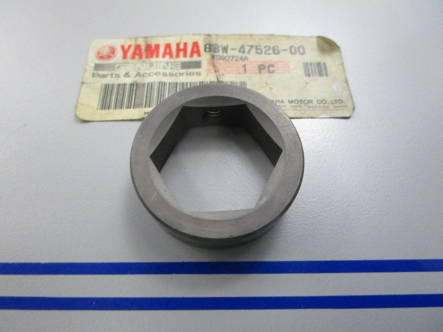 NEW OEM 8BW-47526-00-00 Yamaha Collar 0810
