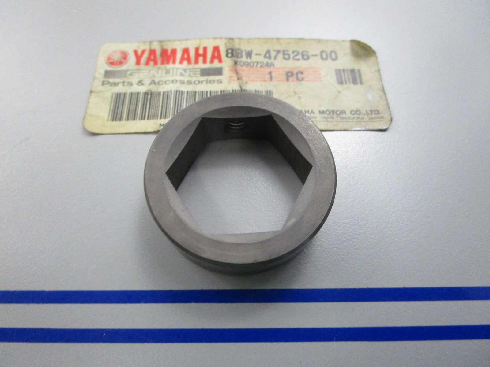 NEW OEM 8BW-47526-00-00 Yamaha Collar 0810