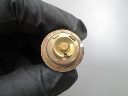 *NEW OEM* 0810 OMC Johnson Evinrude Thermostat 384444 0384444