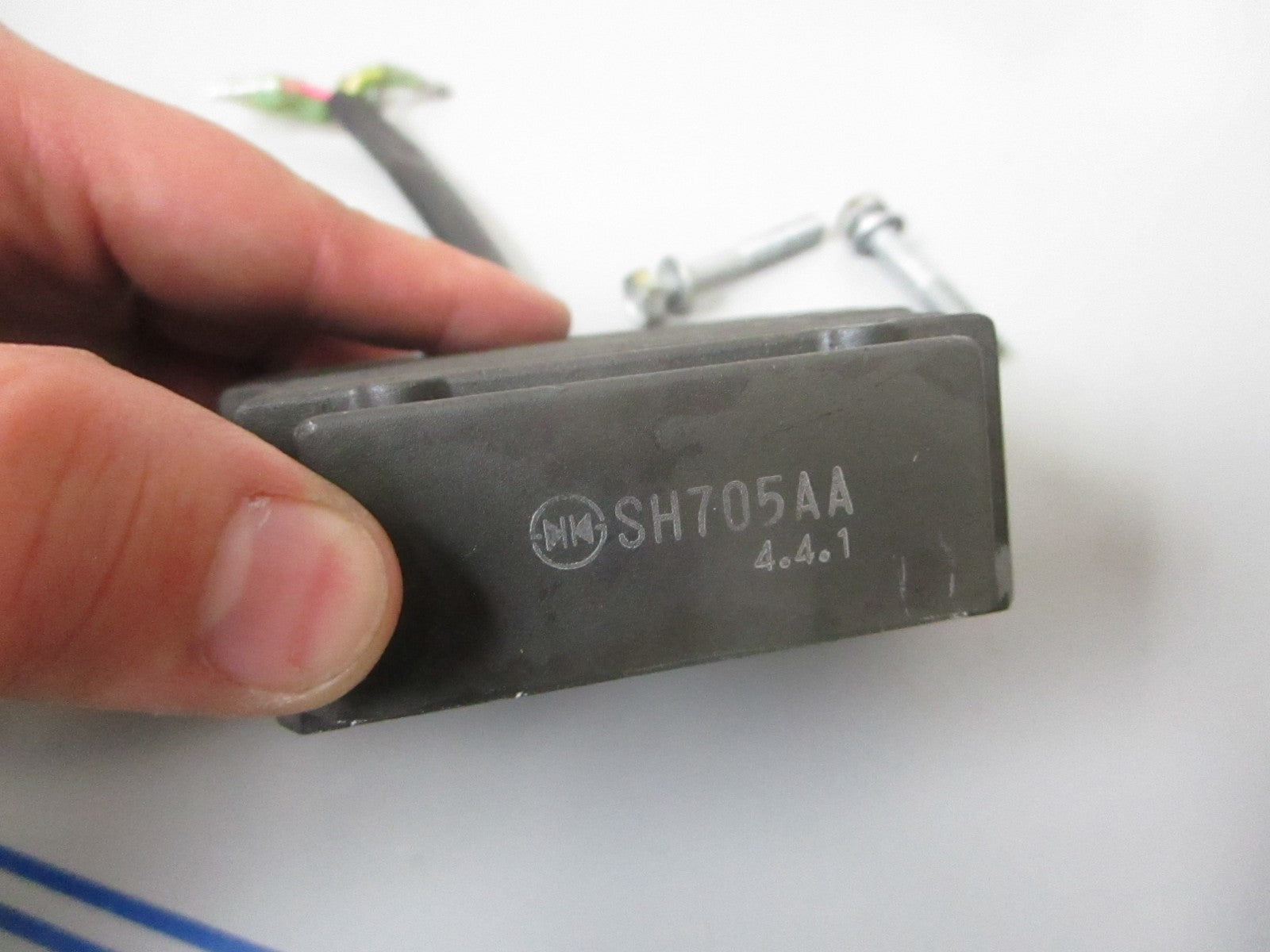*NEW OEM* 0720 Yamaha Regulator Rectifier 65W-81960-10-00 65W-81960-00-00