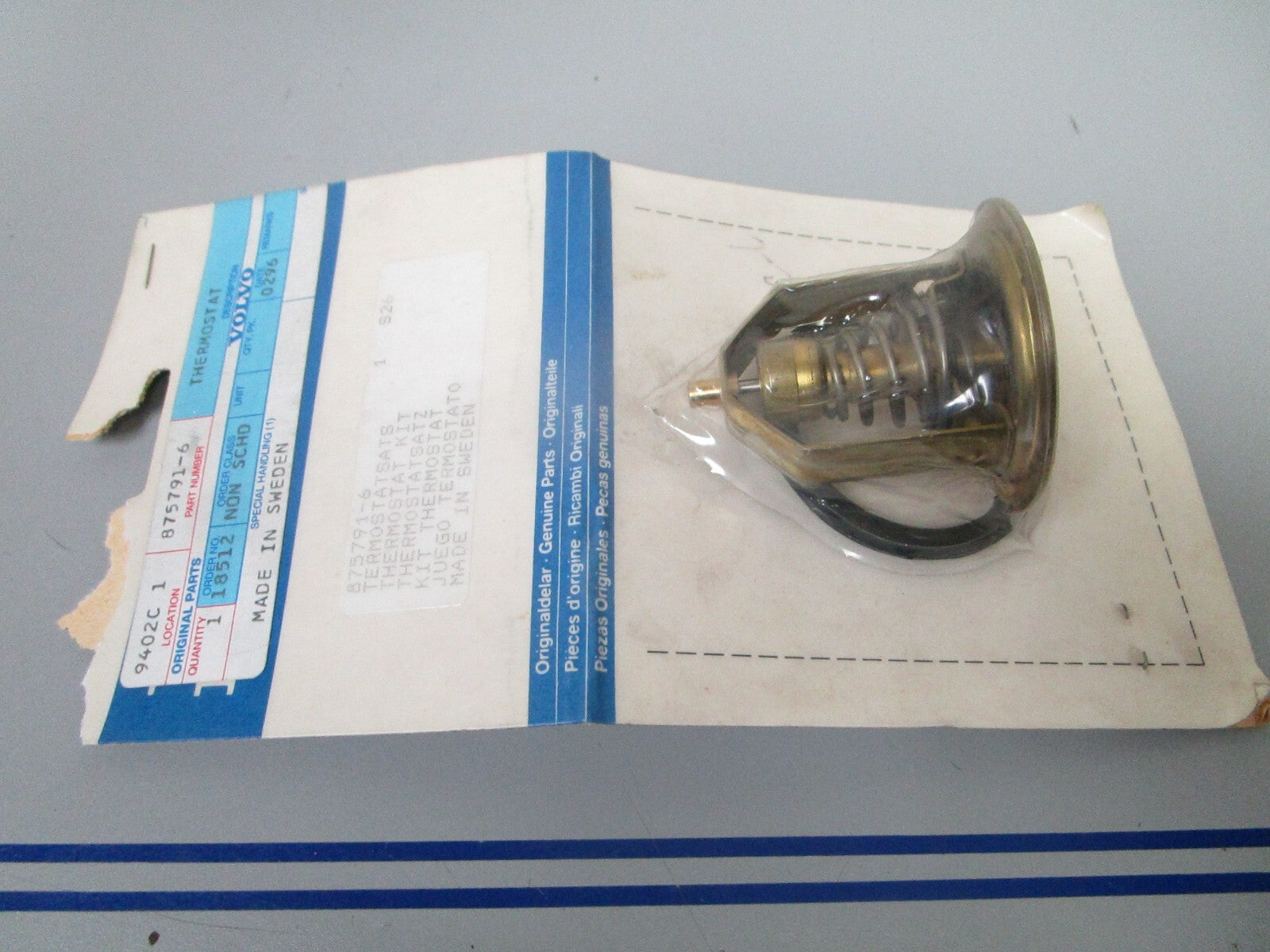 *NEW OEM* 0810 Volvo Penta Thermostat Kit 875791
