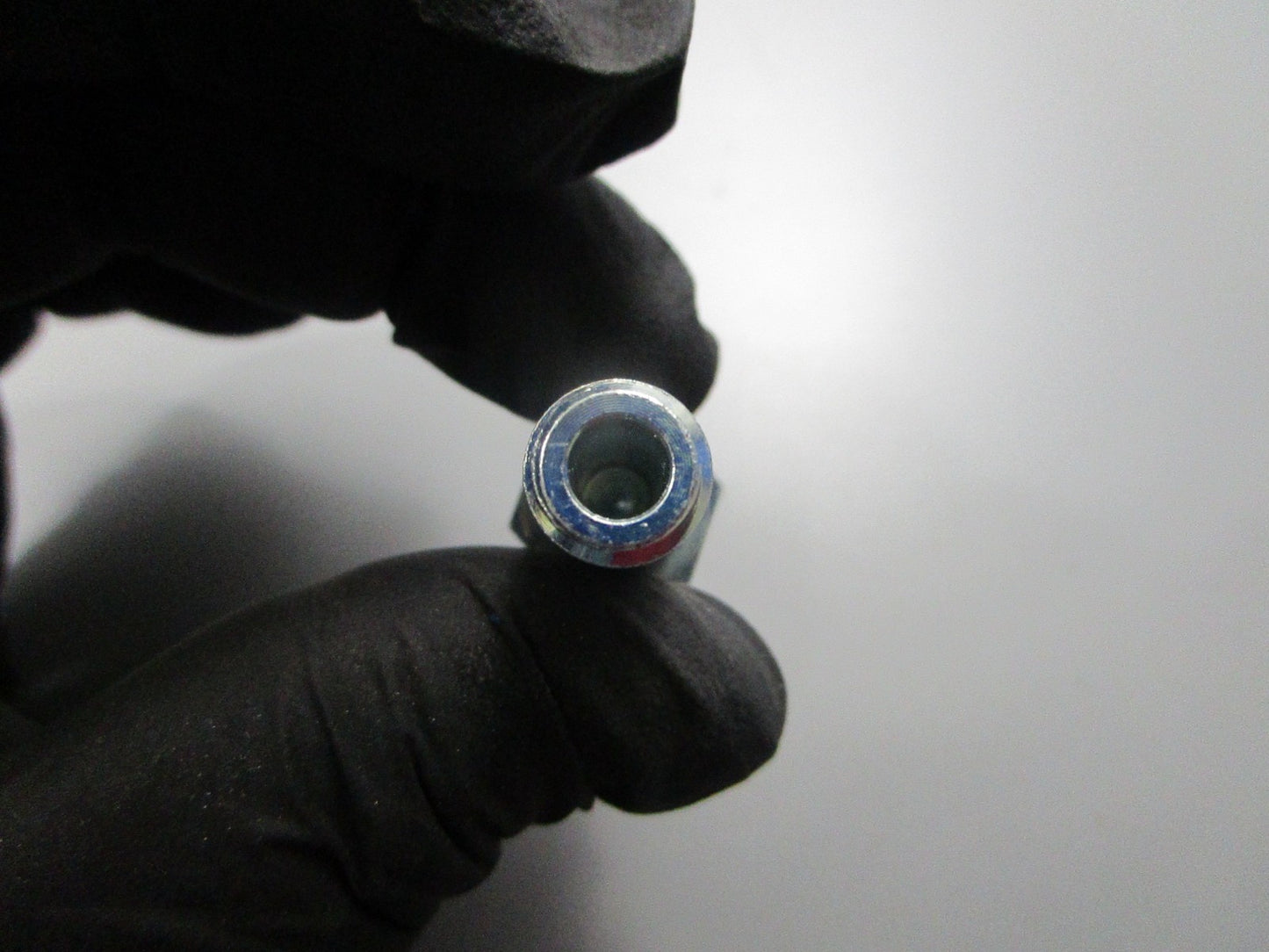 *NEW OEM* 0810 Volvo Penta Hollow Screw 942806