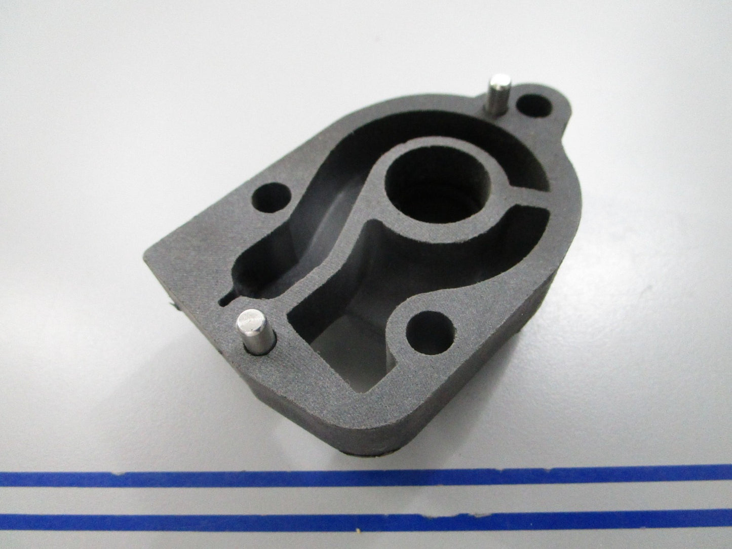 *NEW OEM* 0810 Mercury Quicksilver Water Pump Base 46-77515