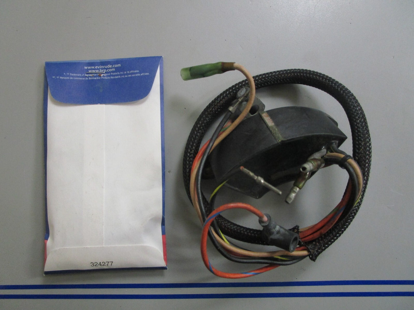 *NEW OEM* 0810 OMC Johnson Evinrude Ignition Module 584487 0584487