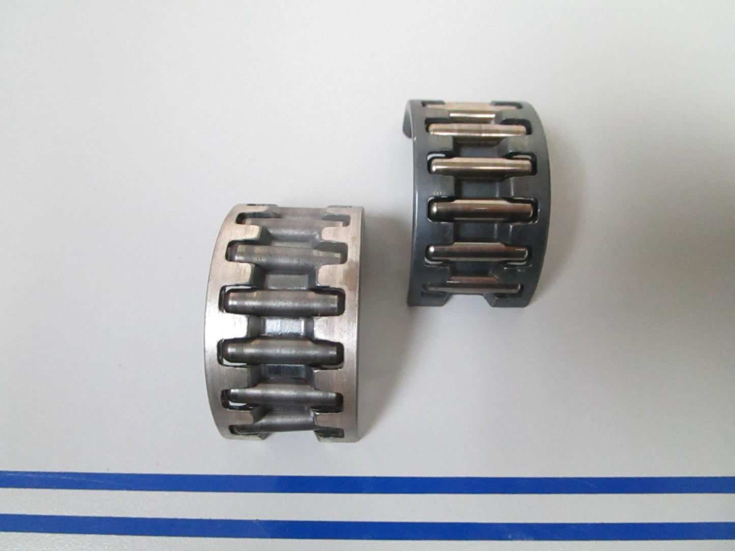NEW OEM 396041 0396041 OMC Johnson Evinrude Rod Bearing Set 0720