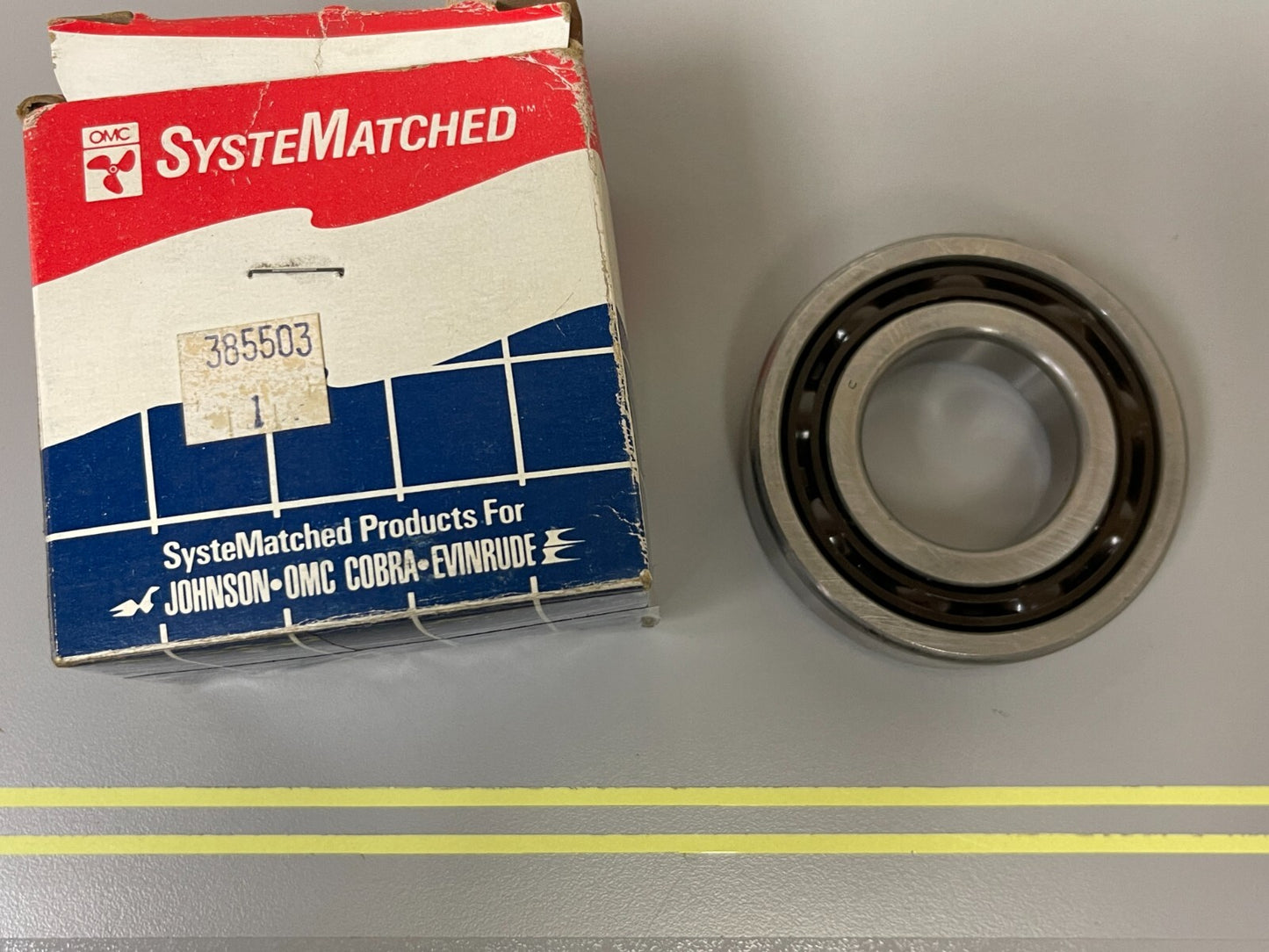 *NEW OEM* 0810 OMC Johnson Evinrude Bearing 385503 0385503