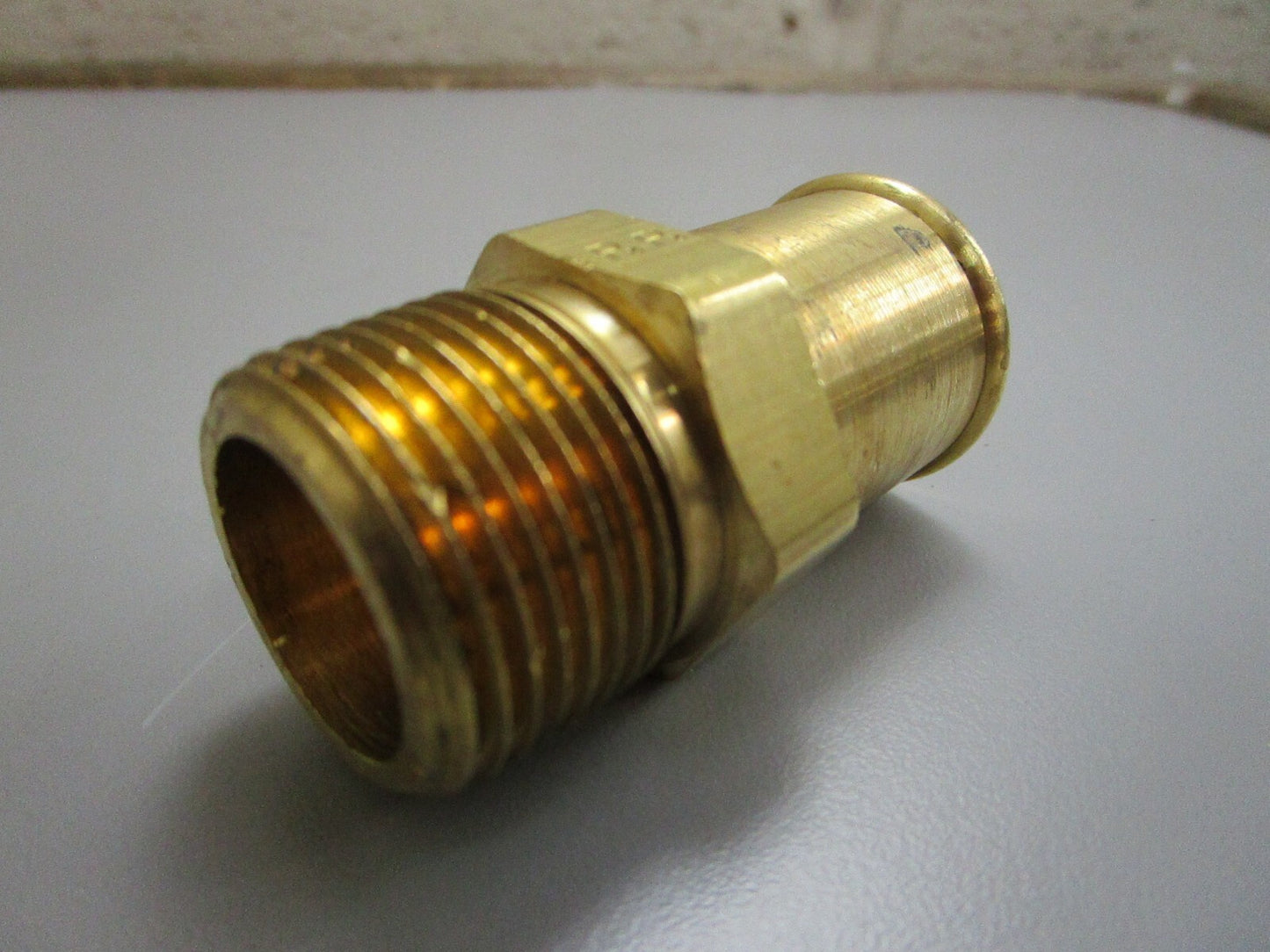 *NEW OEM* 0820 Volvo Penta Nipple 3861159