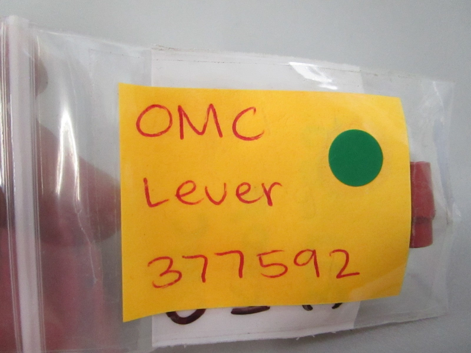 NEW OEM 377592 0377592 OMC Johnson Evinrude Lever 0810