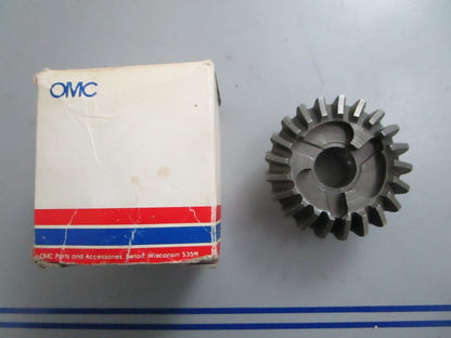 *NEW OEM* 0820 OMC Johnson Evinrude 21T Reverse Gear 325258 0325258