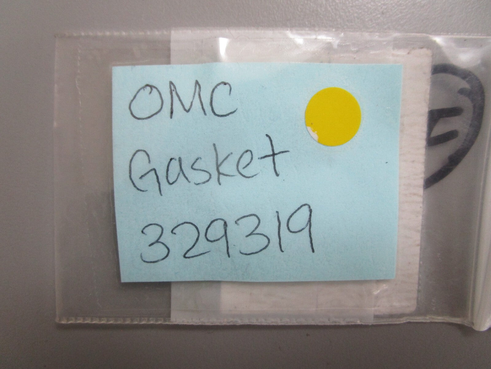 *NEW OEM* 0810 OMC Johnson Evinrude Gasket 329319 0329319