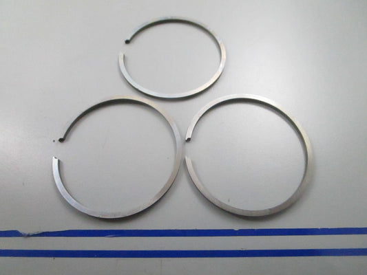 *NEW OEM* 0810 OMC Johnson Evinrude 3 Piston Ring Set 384073 0384073
