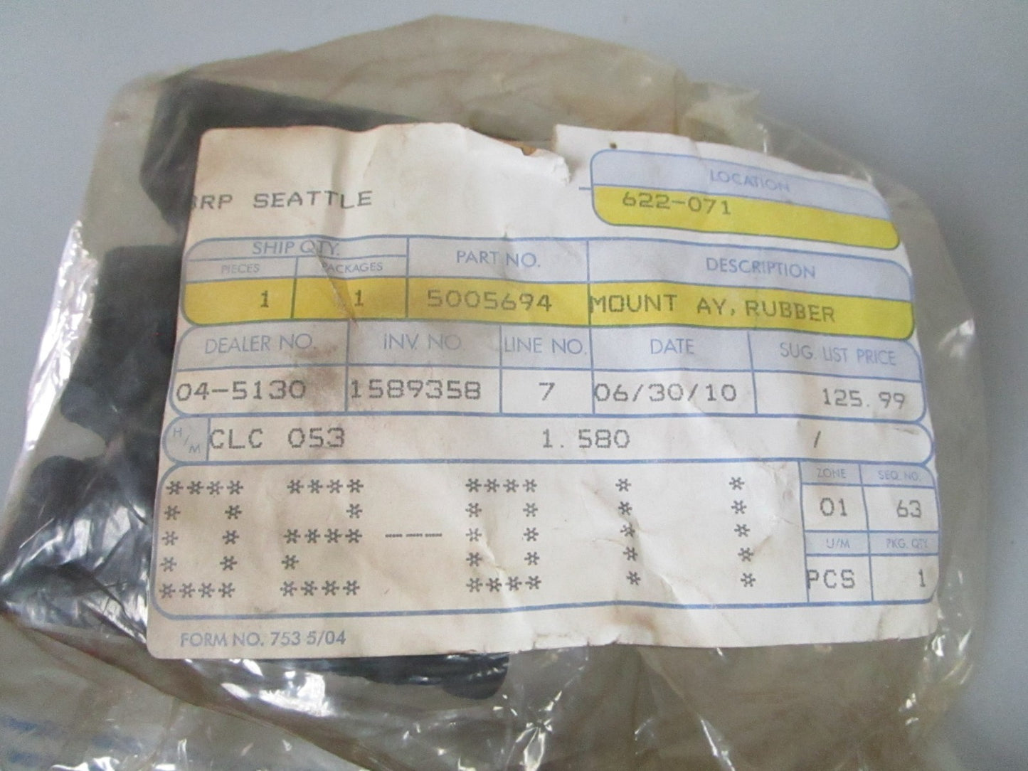 *NEW OEM* 0720 OMC Johnson Evinrude Lower Rubber Mount 5005694