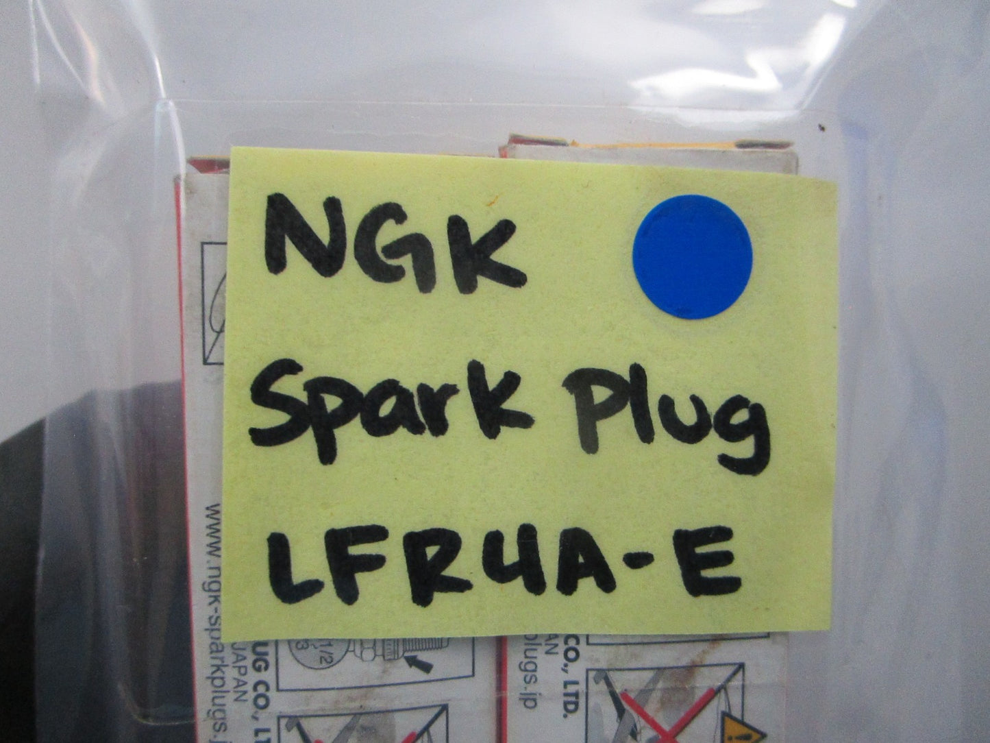 NEW (LOT OF 2) LFR4A-E NGK Spark Plug 0810