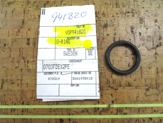 *NEW OEM* 0750 Volvo Penta GASKET 941820